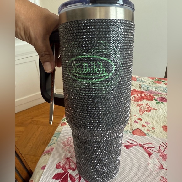 Von Dutch NWT Black Rhinestone Tumbler 40 oz *Couple stones missing see pics - Picture 3 of 5